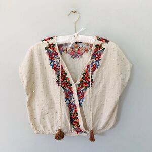 Love Sam | embroidered women’s linen and cotton top